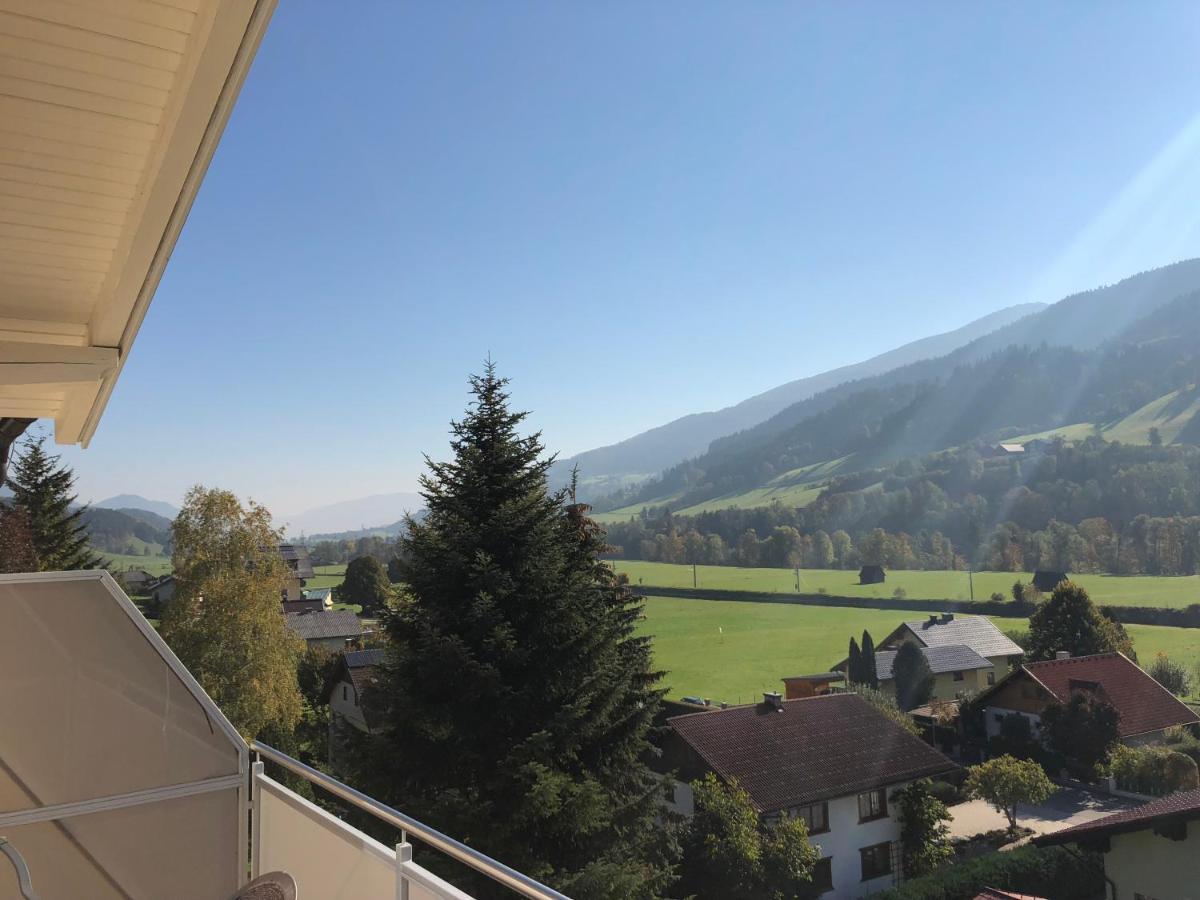 Sunshine - Great Mountain View Apartment Schladming